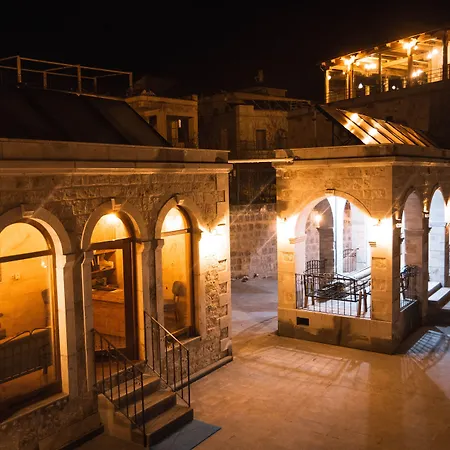 Sapphire Stone House فندق غوريمِيه