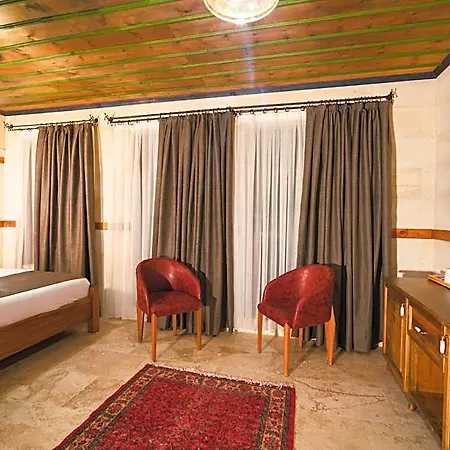 Sapphire Stone House 4*